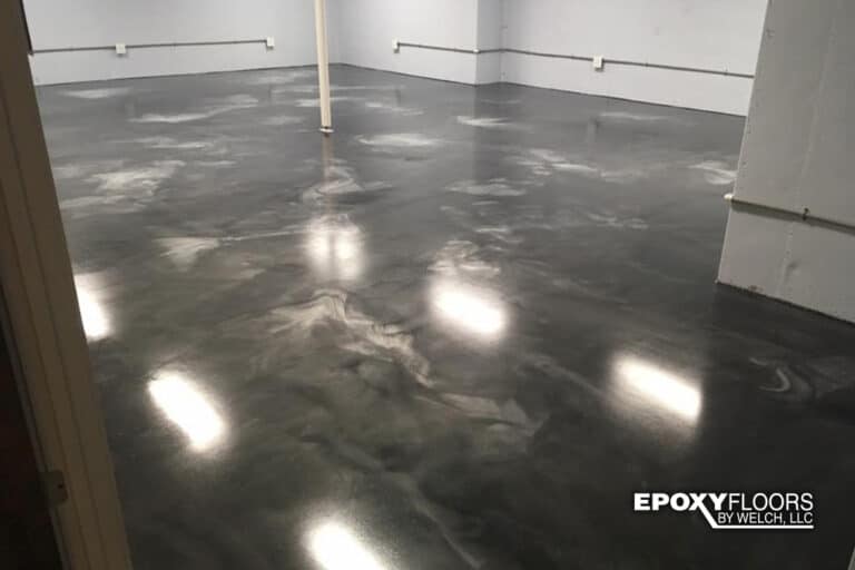 Metallic flooring