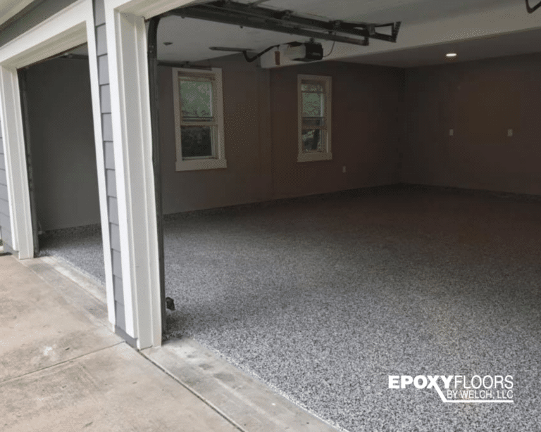 Residential garage epoxy floor